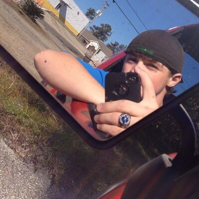 Profile Picture of Brandon Bounds (@B_Christopher93) on Twitter