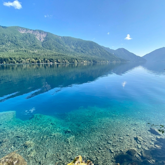 Profile Picture of Chad Feakes (@cfeakes) on Poshmark