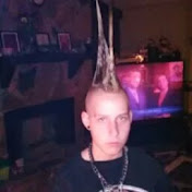 Profile Picture of Julia Gourley (@deviljulia1) on Youtube