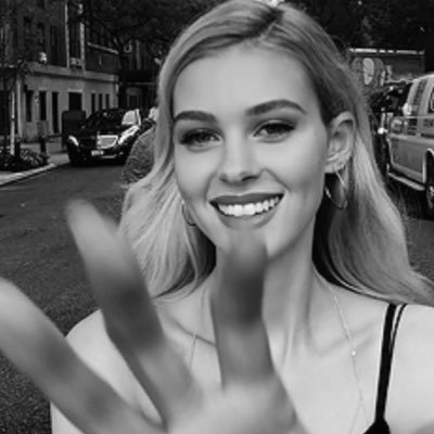 Profile Picture of Pandora Darling. (@ArtlessDicks) on Twitter