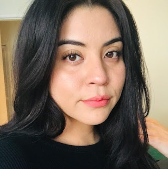 Profile Picture of Cindy Arevalo (@itsjustmecindy) on Poshmark