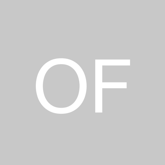 Oluwole Falodun - Poshmark Profile Picture of Oluwole Falodun (@ofalodun) on Poshmark