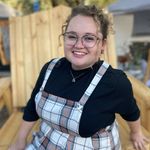 Profile Picture of Megan Grady (@curlygirlyy18) on Instagram