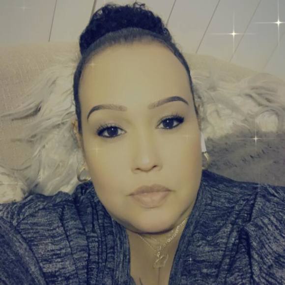 Profile Picture of Camille Travieso (@camtravieso) on Poshmark