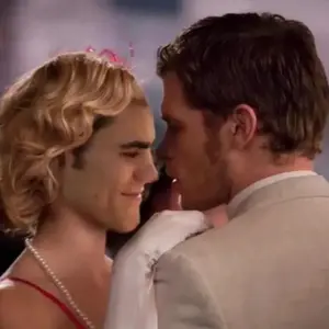 Profile Picture of Tvd to l / hp (@sarah.romanoff.mikealson) on Tiktok