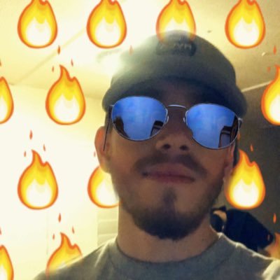 Profile Picture of Vince Echeverria (@EcheverriaVince) on Twitter