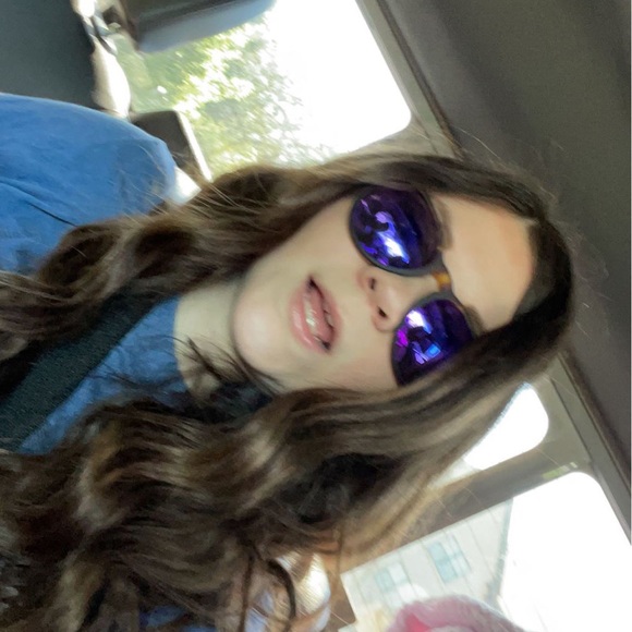 Profile Picture of Hannah Magnussen (@hannahmagz) on Poshmark