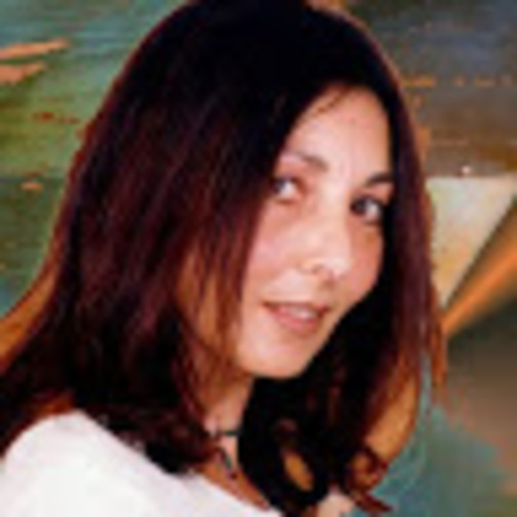 Profile Picture of Lorene Judd (@lorenejudd) on Poshmark