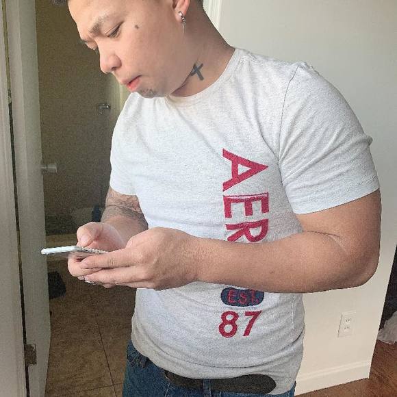 Profile Picture of Calvin Nguyen (@calvinphongluu) on Poshmark