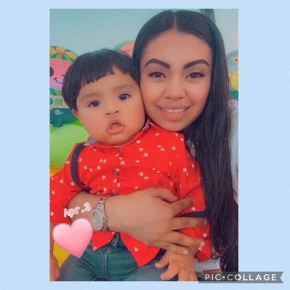 Profile Picture of Arely Sanchez (@arelymolina558) on Poshmark