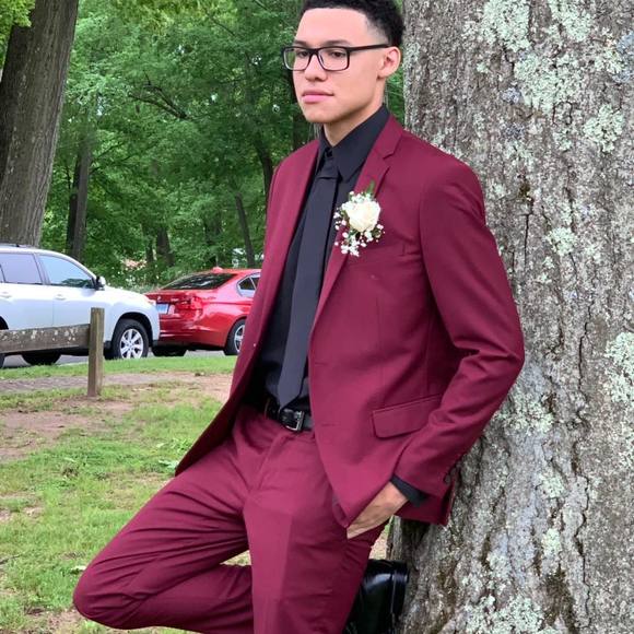 Profile Picture of Devon Decarlo (@devondecarlo) on Poshmark