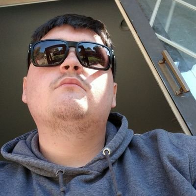 Profile Picture of Joshua (@Joshelam24) on Twitter