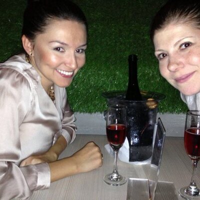 Profile Picture of MARIA  ARBOLEDA (@Mariaarboleda21) on Twitter