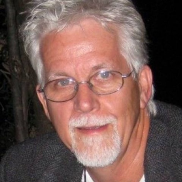 Profile Picture of Dave Fogderud (@davefogderud) on Poshmark