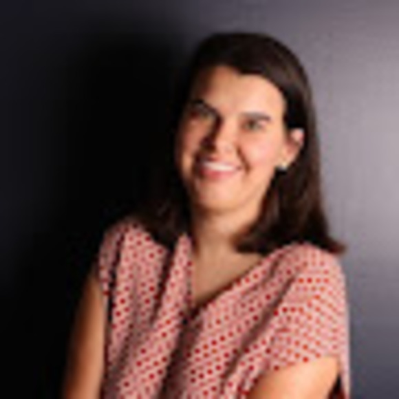 Profile Picture of Rebecca Biundo (@rebeccabiundo) on Poshmark