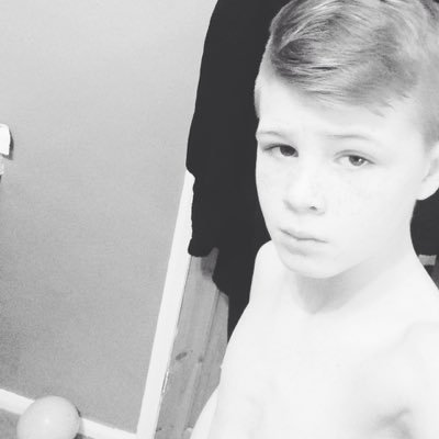 Profile Picture of Warren Everett (@warren_everett1) on Twitter