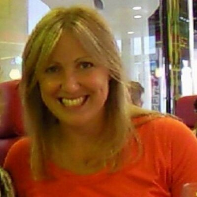 Profile Picture of Danielle Britton (@danielleb1975) on Twitter