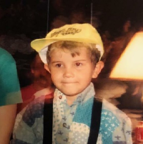 Profile Picture of Brian Standridge (@briansemail2003) on Poshmark