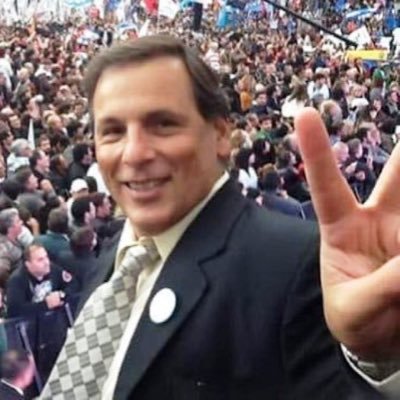 Profile Picture of Enrique Ponce (@enriqueponcesl) on Twitter