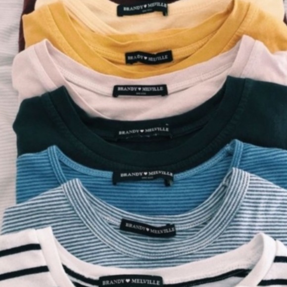 Profile Picture of Hayden Everley (@hlilly21) on Poshmark