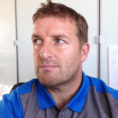 Profile Picture of Neil Thompson (@neiltomo) on Twitter