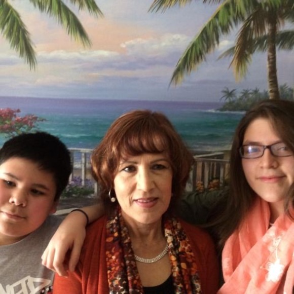Profile Picture of Guadalupe Felix dominguez (@guadalupefel408) on Poshmark