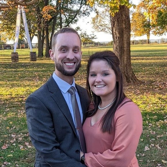 Alex Pahler - Poshmark Profile Picture of Alex Pahler (@pahlerc1) on Poshmark