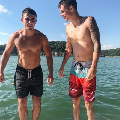 Profile Picture of Justin (@Hubble15) on Twitter