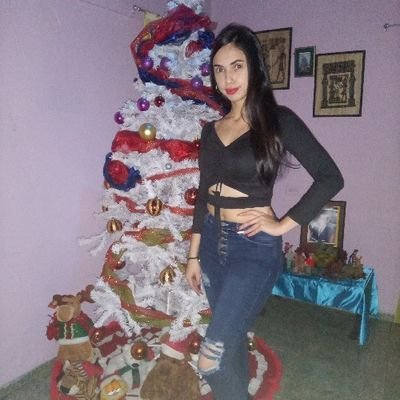 Profile Picture of Luz Araque (@LuzAraque06) on Twitter