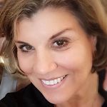 Profile Picture of LESLIE ZUCKERMAN BARAF (@lzbaraf) on Instagram