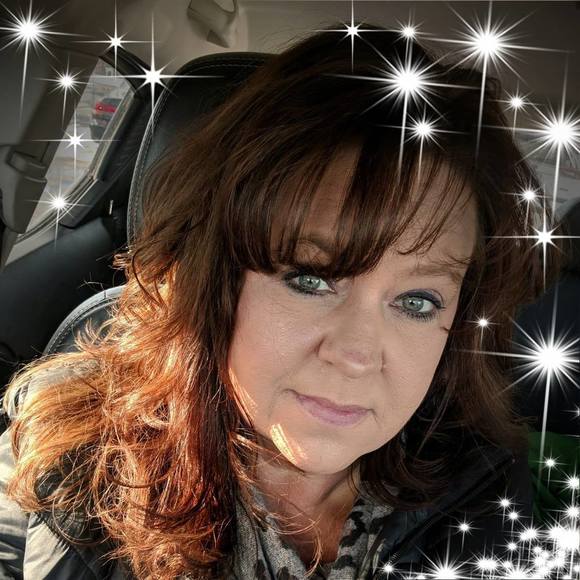 Profile Picture of Stacy Behrmann (@jobehr22) on Poshmark