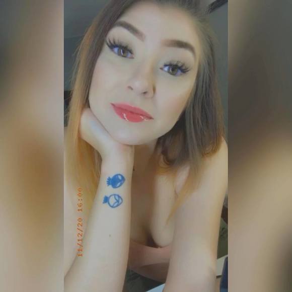 Profile Picture of Priscilla Bevers (@prettypriss321) on Poshmark