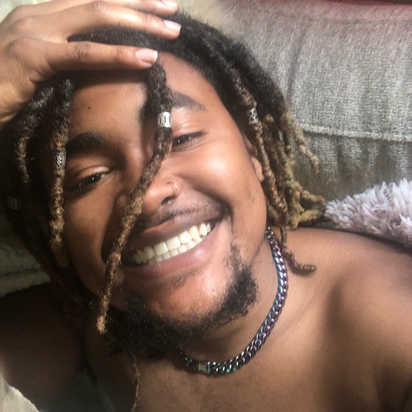 Profile Picture of Christon Walker (@luvr_boii) on Poshmark