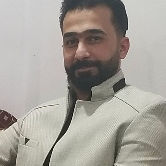 Profile Picture of Mouslim Algburi (@mouslimalgburi) on Poshmark