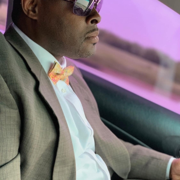 Profile Picture of Jason Carnell (@jasonccarnell) on Poshmark