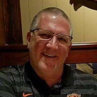 Profile Picture of Mark Hoover (@MarkHoo59464649) on Twitter