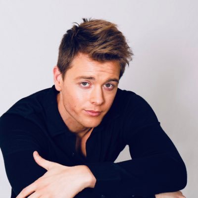 Profile Picture of Chad Duell (@MCHoeppner) on Twitter