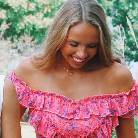 Profile Picture of Ashlynn Adams (@ashlynnadams) on Poshmark