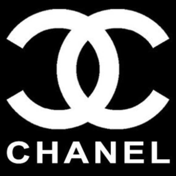 Profile Picture of Alexisgrace Onyskow (@alexisgrace) on Poshmark