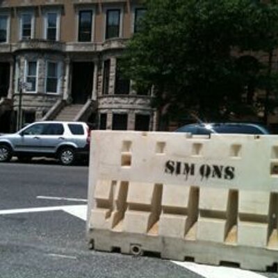 Profile Picture of Justine Simons (@justinesimons) on Twitter