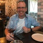 Profile Picture of Jonathan Goodman (@starpourswine) on Instagram