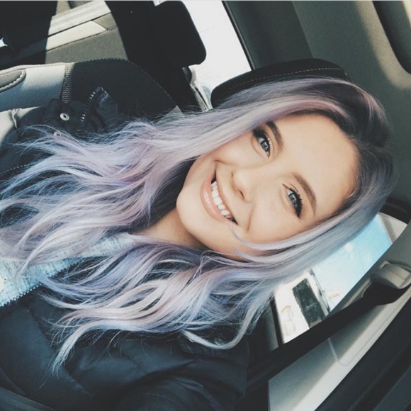 Profile Picture of Victoria Danielewska (@vdanielewska) on Poshmark