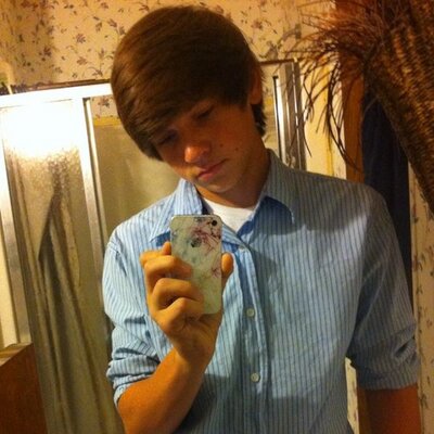 Profile Picture of Hunter Lee Singleton (@LeeHunterr) on Twitter