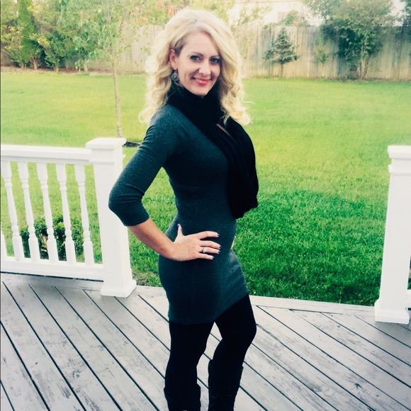 Profile Picture of Charity Loudner (@cwaynelean) on Poshmark