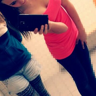 Profile Picture of Lea Blumberg (@blume0209) on Twitter