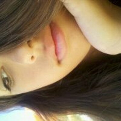 Profile Picture of Júlia Azevedo (@juliaazevedo12) on Twitter