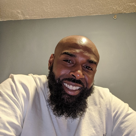 Profile Picture of Jamal Andrews (@jamala64) on Poshmark