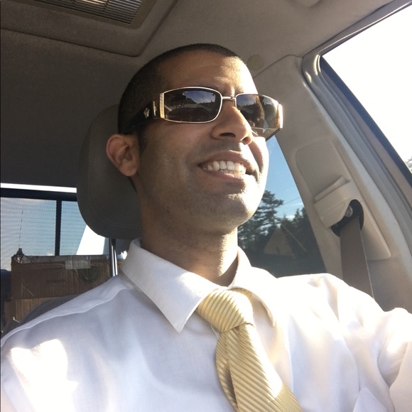 Profile Picture of Iman Saadat (@imonster08) on Poshmark