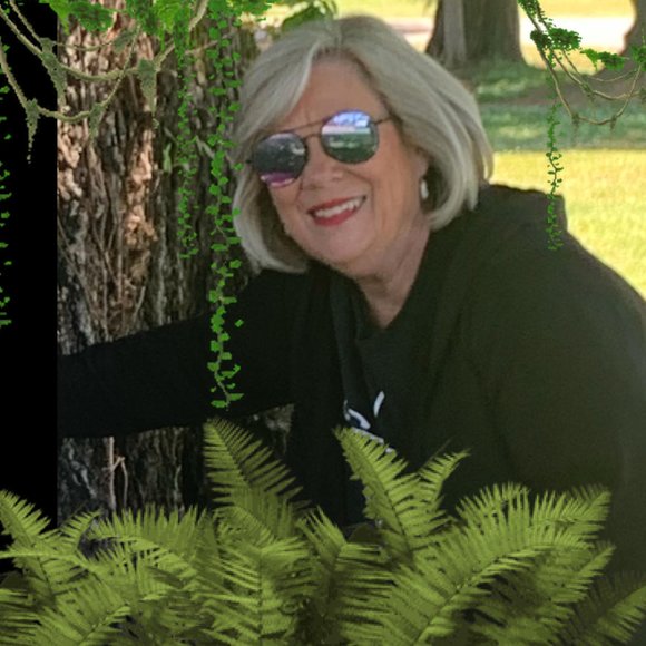 Profile Picture of Cindy Walker (@walkcw) on Poshmark