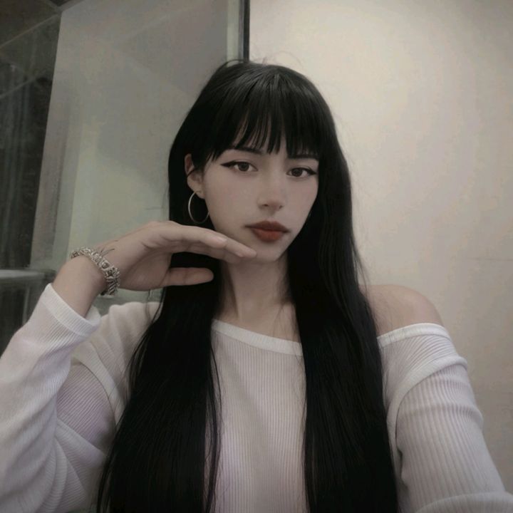 Profile Picture of ♡ 𝔎𝔲𝔯𝔬𝔦 𝔖𝔥𝔢𝔩𝔩 ♡ (@kuroishell) on Tiktok